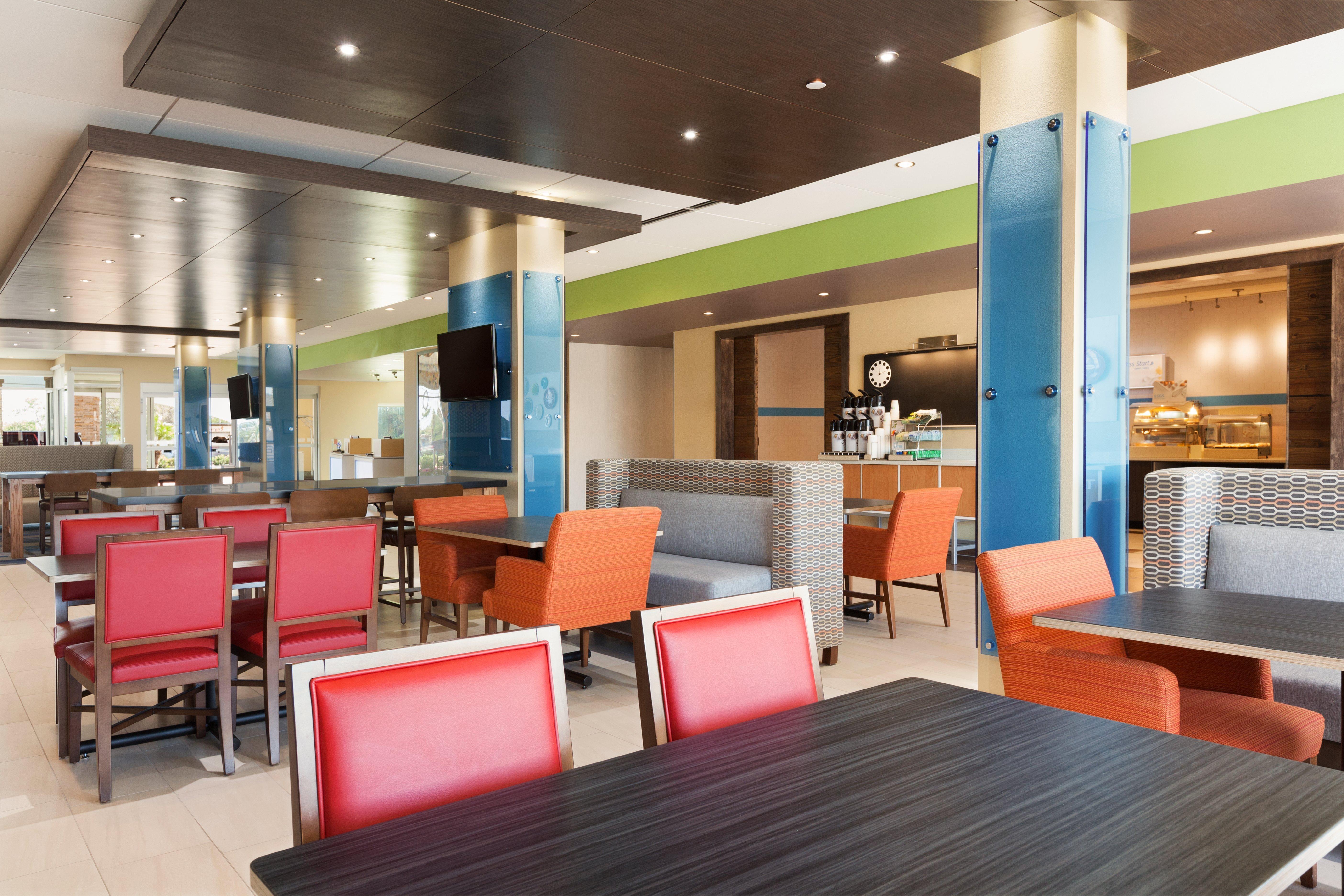 Holiday Inn Express & Suites Edinburg- Mcallen Area By Ihg Εξωτερικό φωτογραφία